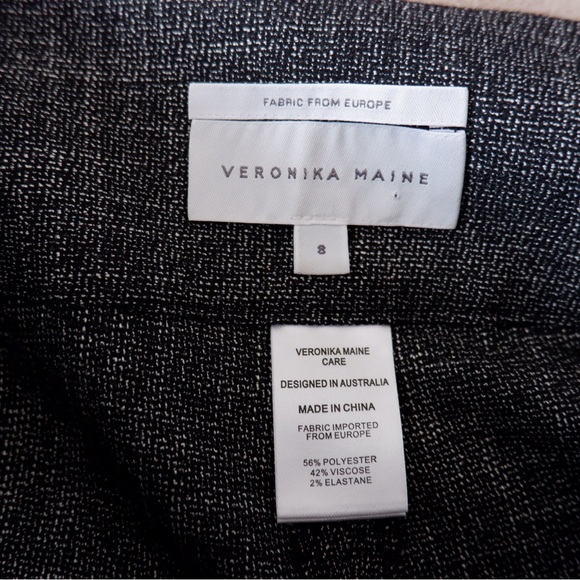 VERONIKA MAINE Straight Leg Crop Trousers - Picture 5 of 6